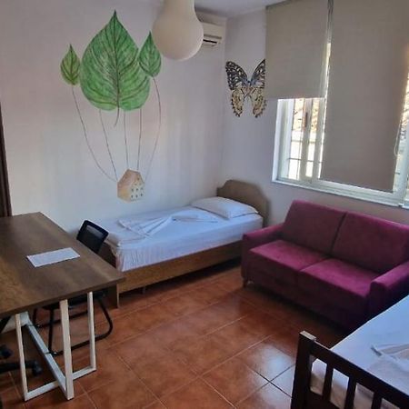 Arka Hostel Shkoder Bagian luar foto