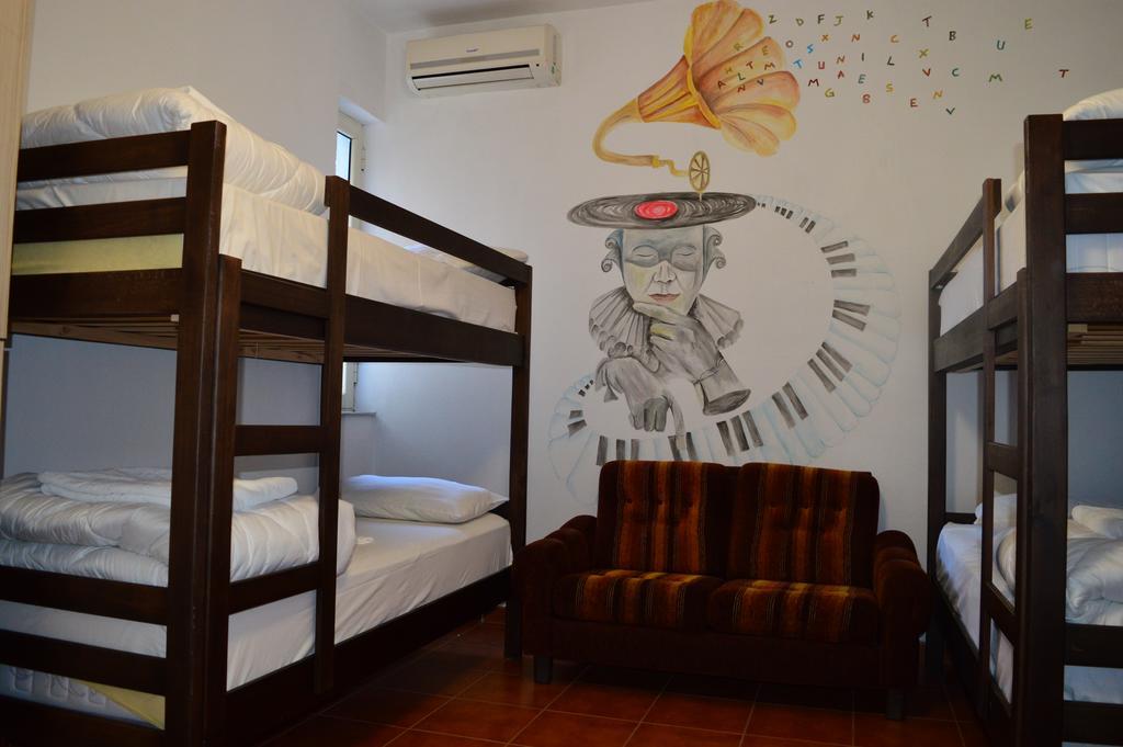 Arka Hostel Shkoder Bagian luar foto