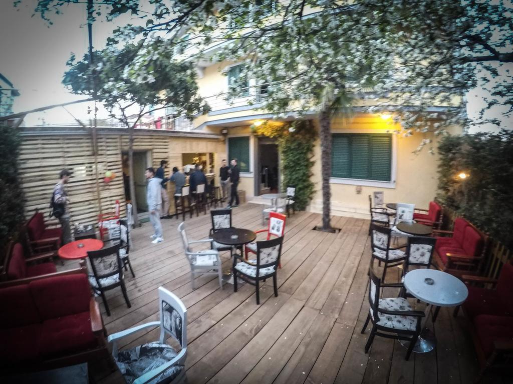 Arka Hostel Shkoder Bagian luar foto