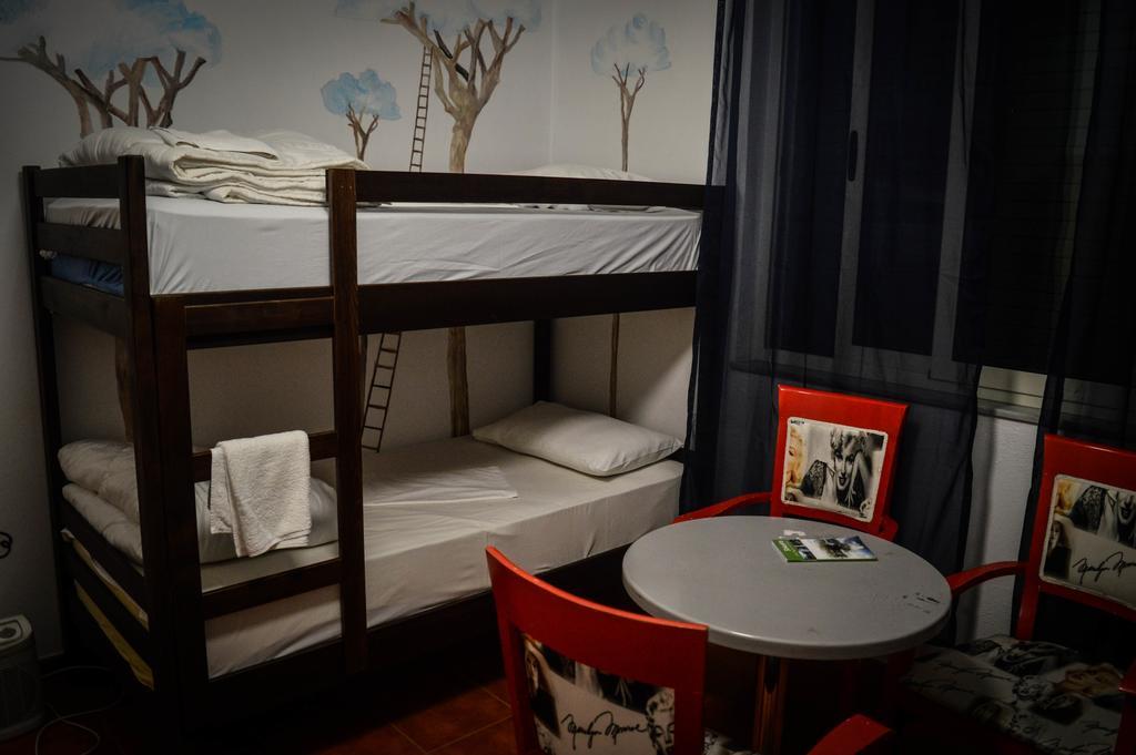 Arka Hostel Shkoder Bagian luar foto