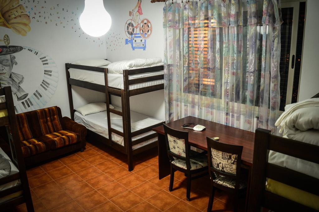 Arka Hostel Shkoder Bagian luar foto