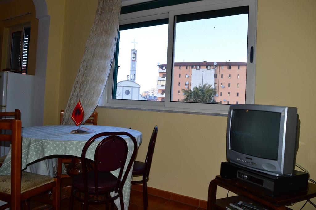 Arka Hostel Shkoder Bagian luar foto